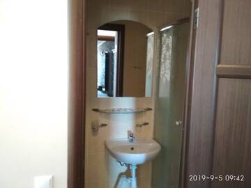 Фото номера Стандартный семейный номер Отель Hotel Olgas г. Глубокое 4