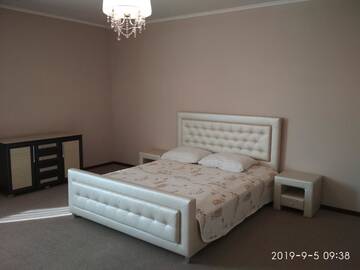 Фото номера Люкс с гидромассажной ванной Отель Hotel Olgas г. Глубокое 6